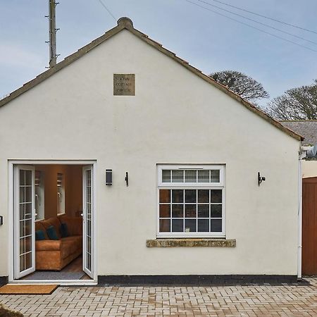 Host & Stay - Iona Cottage Beadnell Eksteriør billede